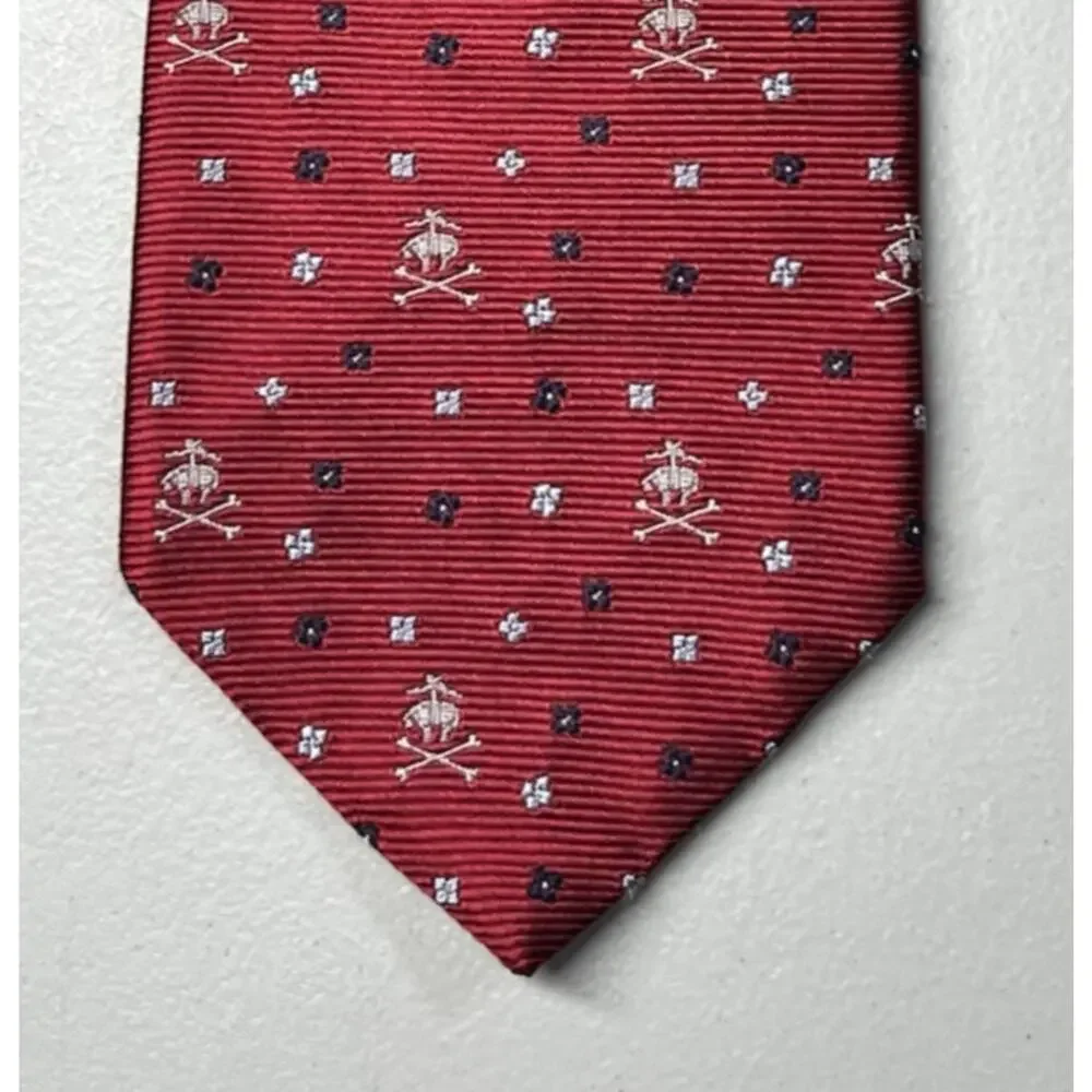 Brooks Brothers Silk Tie Red Flying Pig Logo Floral Mens Necktie 3 1/4